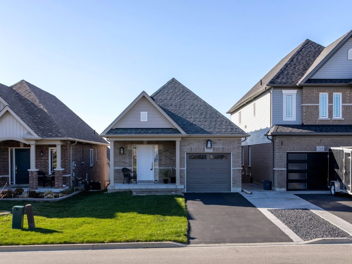 Row of new homes, representing SEO for real estate agents